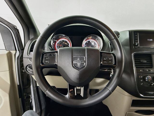 Used 2017 Dodge Grand Caravan Van
