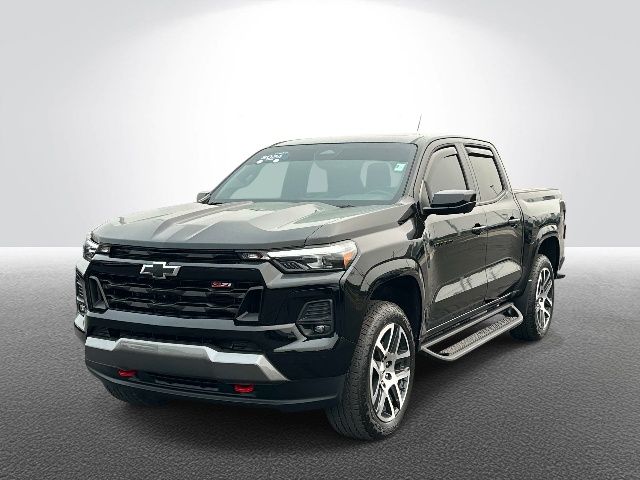 Black 2024 Chevrolet Colorado Pickup Truck Four-Wheel Drive 8-Speed Automatic