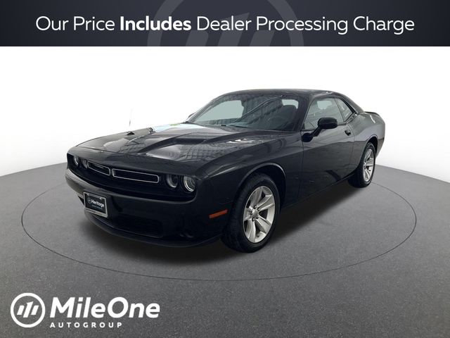Pitch Black Clearcoat 2023 Dodge Challenger Coupe Rear-Wheel Drive 8-Speed Automatic