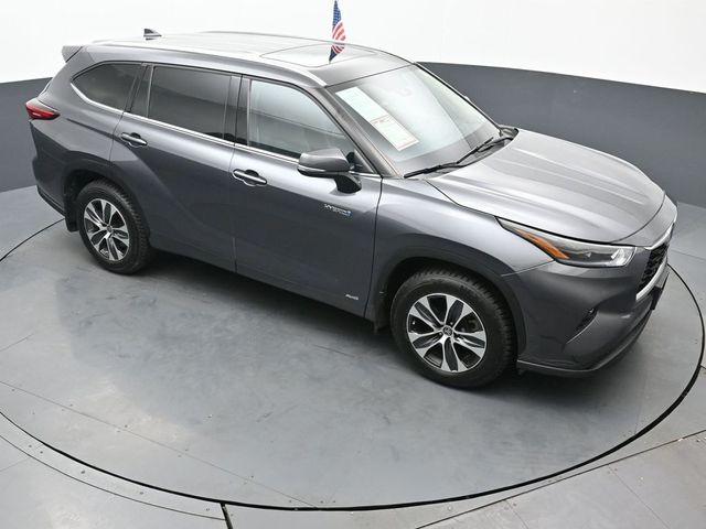 2021 Toyota Highlander Hybrid XLE 46