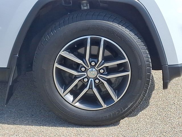 used 2018 Jeep Grand Cherokee car, priced at $19,943
