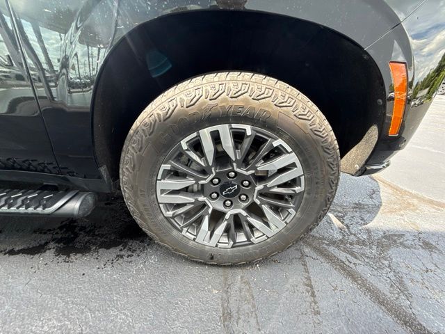 Used 2025 Chevrolet Suburban SUV