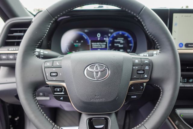 new 2026 Toyota Crown Signia car