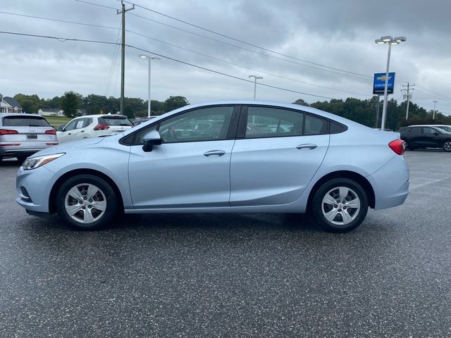 2018 Chevrolet Cruze LS 2