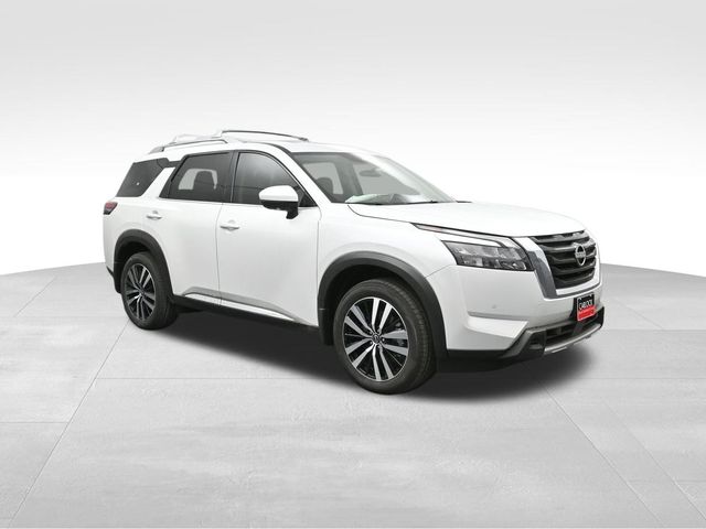 2025 Nissan Pathfinder Platinum 4