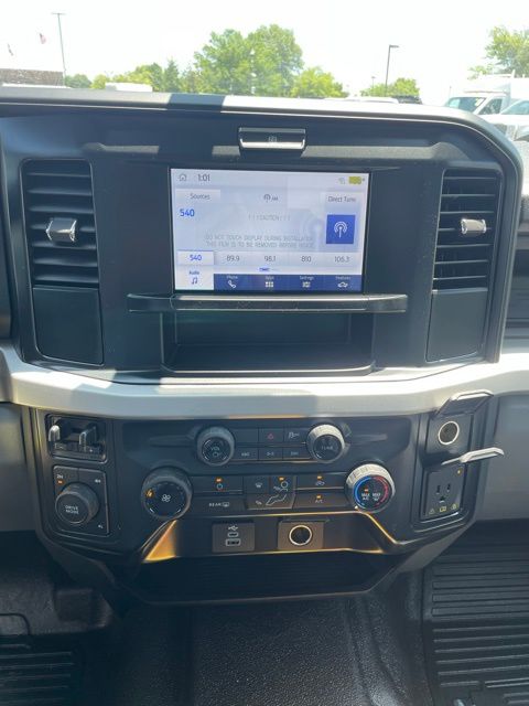 2025 Ford F-350 Super Duty XL