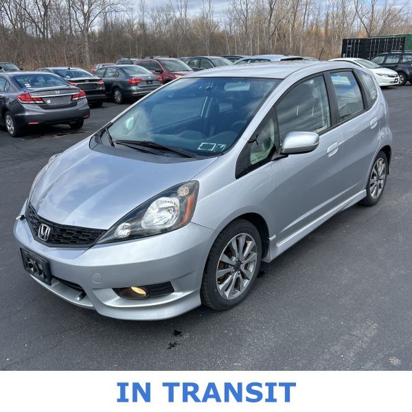 Alabaster Silver Metallic 2013 Honda Fit Sport Hatchback Front-Wheel Drive 5-Speed Automatic