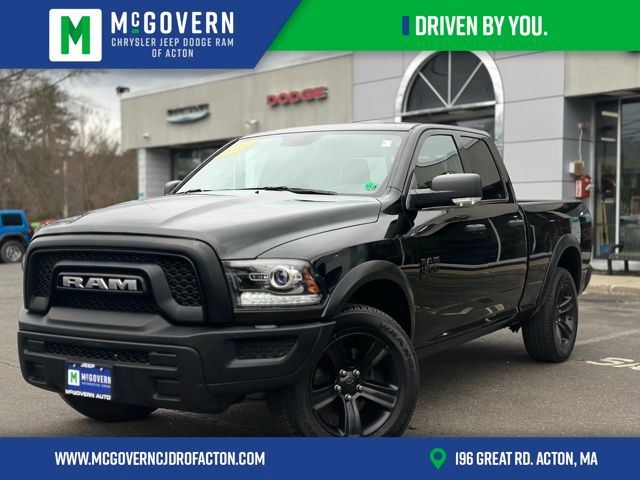 Diamond Black Crystal Pearlcoat 2022 RAM 1500 Classic Warlock Quad Cab 4WD Pickup Truck Four-Wheel Drive 8-Speed Automatic