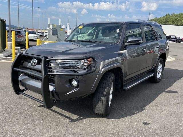 2017 Toyota 4Runner SR5 Premium 8