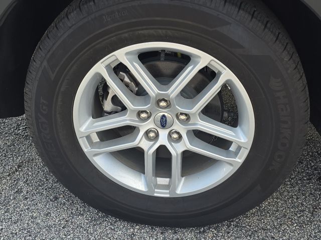 2025 Ford Explorer Active:B02488