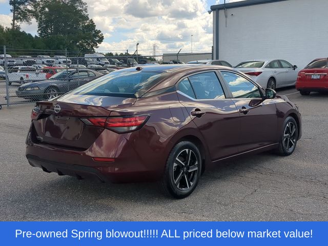 Used 2025 Rosewood Metallic Nissan SV image 13