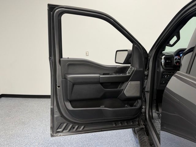 Used 2022 Gray Ford XLT image 10