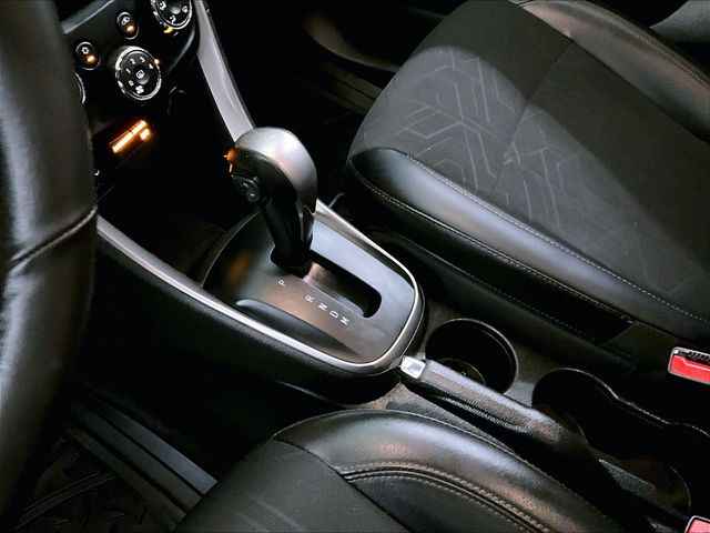 2021 Chevrolet Trax LT Gray at South Hills Kia