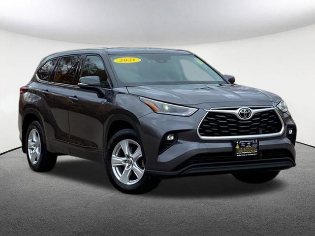 2021 Toyota Highlander LE 2