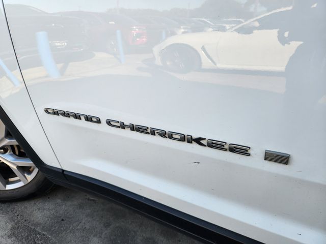 2022 Jeep Grand Cherokee L Limited White at DeMontrond Gulf Freeway