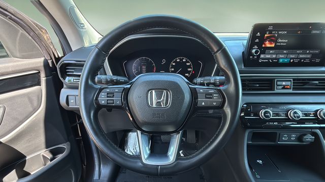 Used 2025  Honda Touring image 12