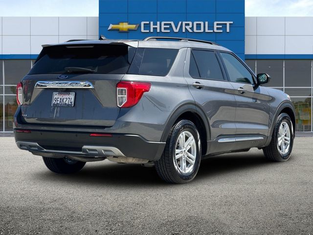 2023 Ford Explorer XLT 4