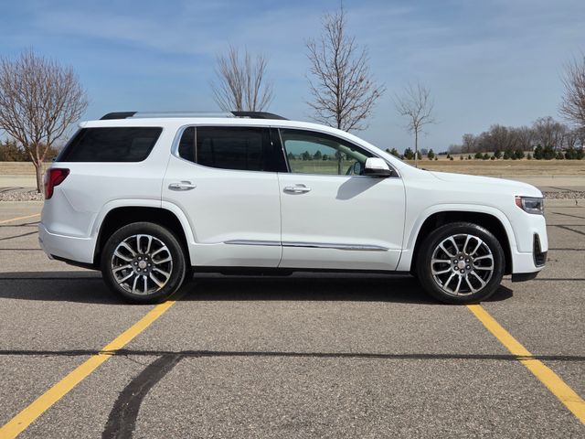 2023 GMC Acadia AWD Denali