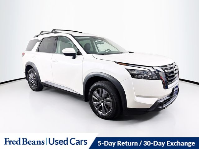 Pearl White Tricoat 2023 Nissan Pathfinder SUV / Crossover All-Wheel Drive 9-Speed Automatic