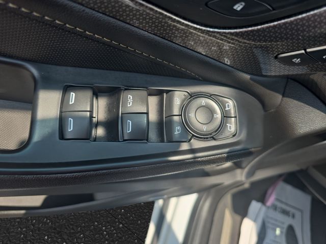 Used 2023 Chevrolet Traverse SUV
