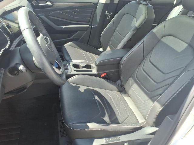 2024 Volkswagen Jetta - Image 22
