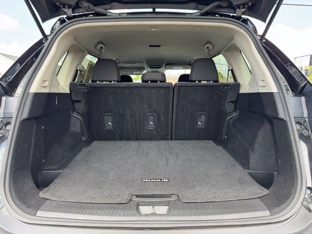 Used 2023 Nissan Rogue SUV