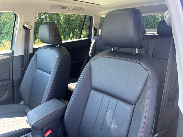 Used 2024 Gray Volkswagen 2.0T Wolfsburg Edition image 24