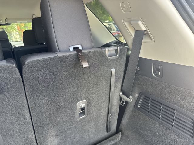 Used 2024 Gray Nissan S image 14