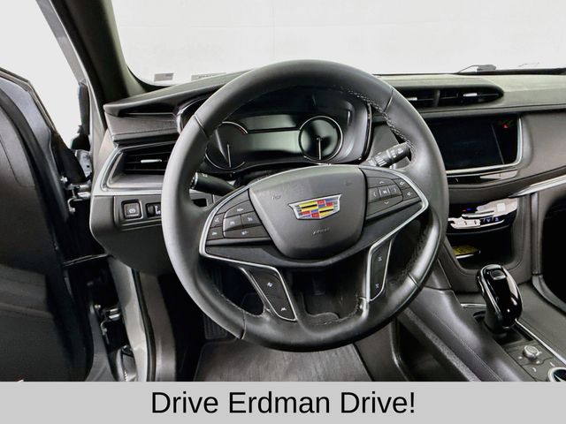 Used 2024 Cadillac XT5 SUV