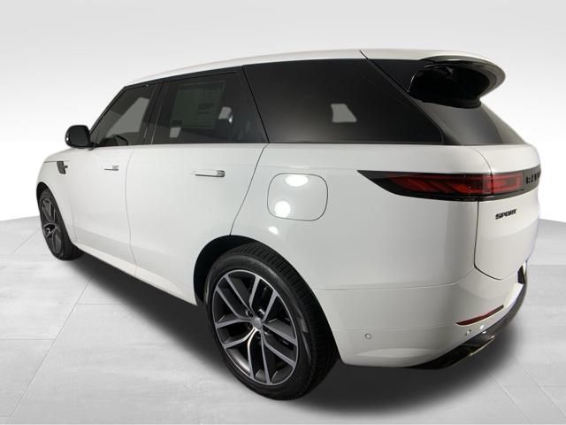 2025 Land Rover Range Rover Sport Hybrid  5