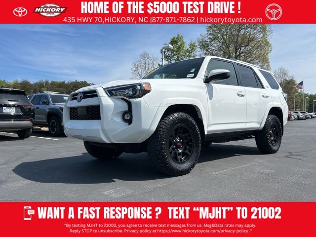 White 2022 Toyota 4Runner SR5 4WD SUV / Crossover Four-Wheel Drive 5-Speed Automatic