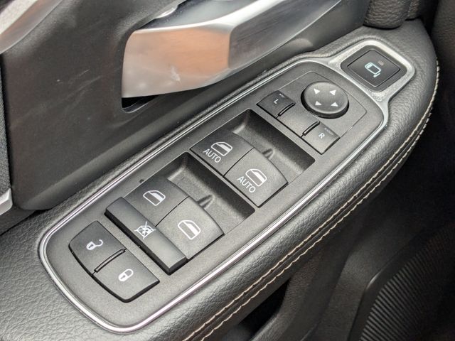 2024 Ram 3500 Chassis Tradesman/SLT/Laramie/Limited