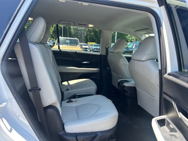 2026 Toyota Grand Highlander XLE - Photo 21
