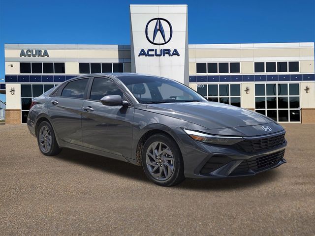 2024 Hyundai Elantra