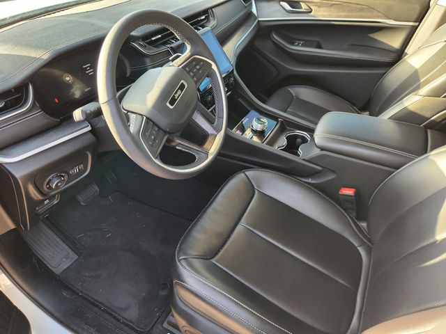 2024 Jeep Grand Cherokee L Limited White at Big Star Buick GMC