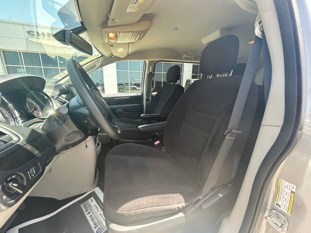 Used 2018 Dodge Grand Caravan Van
