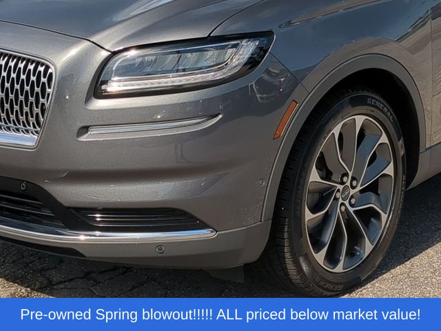 Used 2022 Gray Metallic Lincoln Reserve image 17