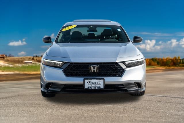 2023 Honda Accord Hybrid Sport-L 2