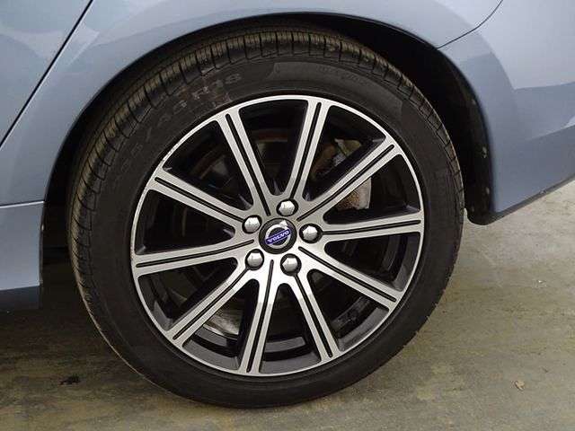 VolvoS60 Inscription39