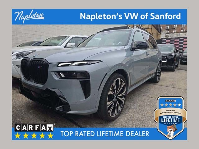 2024 BMW X7 M60i AWD