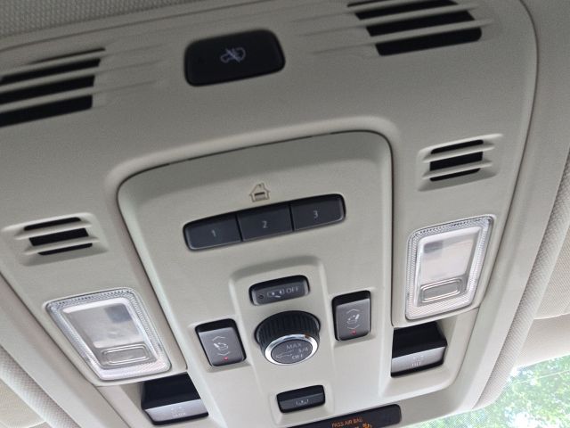 2021 GMC Yukon Denali:B02379A2