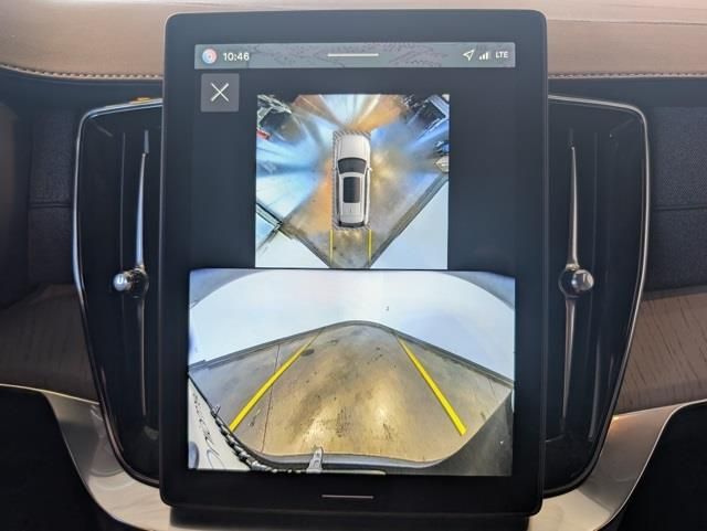 New 2026 Black Volvo B6 Ultra image 20
