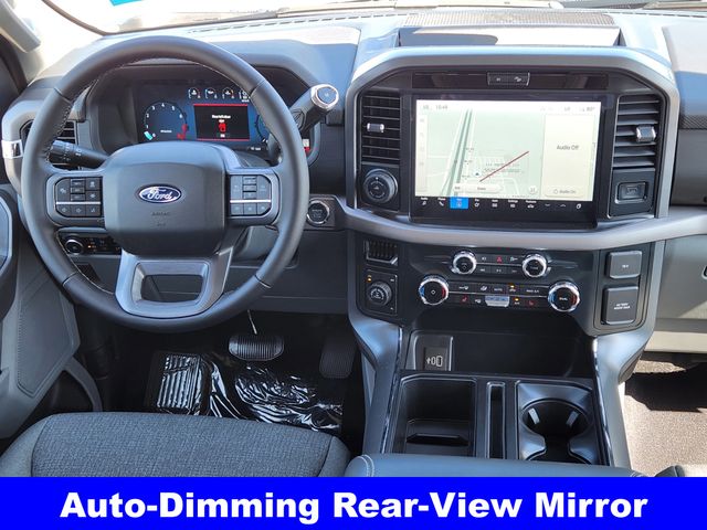 2025 Ford F-150 XLT photo