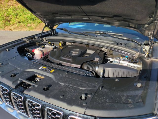 Used 2024 Gray Jeep Summit Reserve image 37