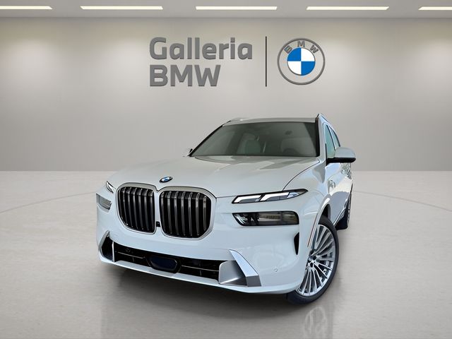 2026 BMW X7 40i's photo