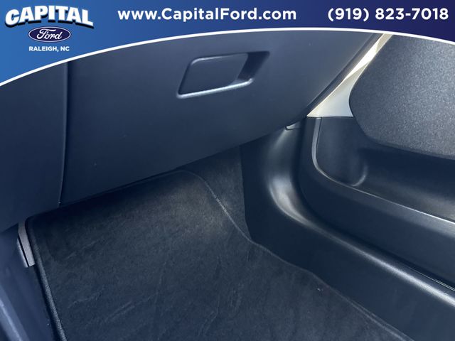 Used 2025 White Ford Premium image 27