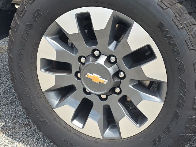 2025 Chevrolet Silverado 2500HD Custom:168987A