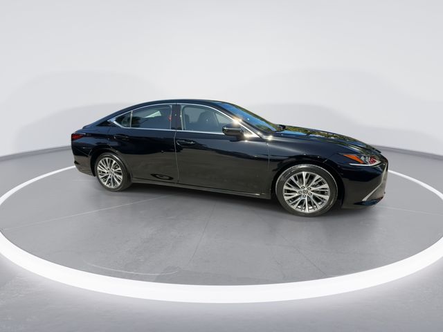 2019 Lexus ES - $30,998