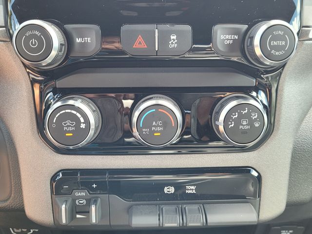 2026 Ram 2500 Tradesman Crew Cab 4x4 6'4" Box