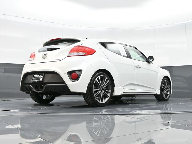 2016 Hyundai Veloster Turbo 35